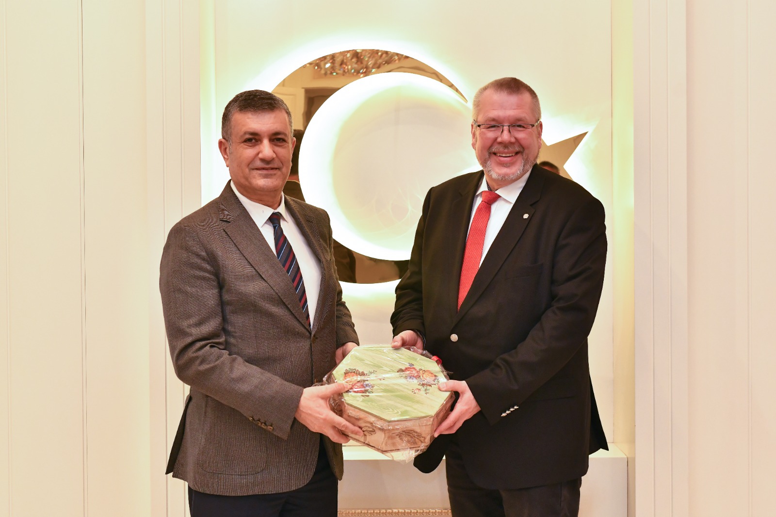 Esenyurt Belediye Başkanı Kemal Deniz Bozkurt, Türkiye ve Almanya ilişkilerini