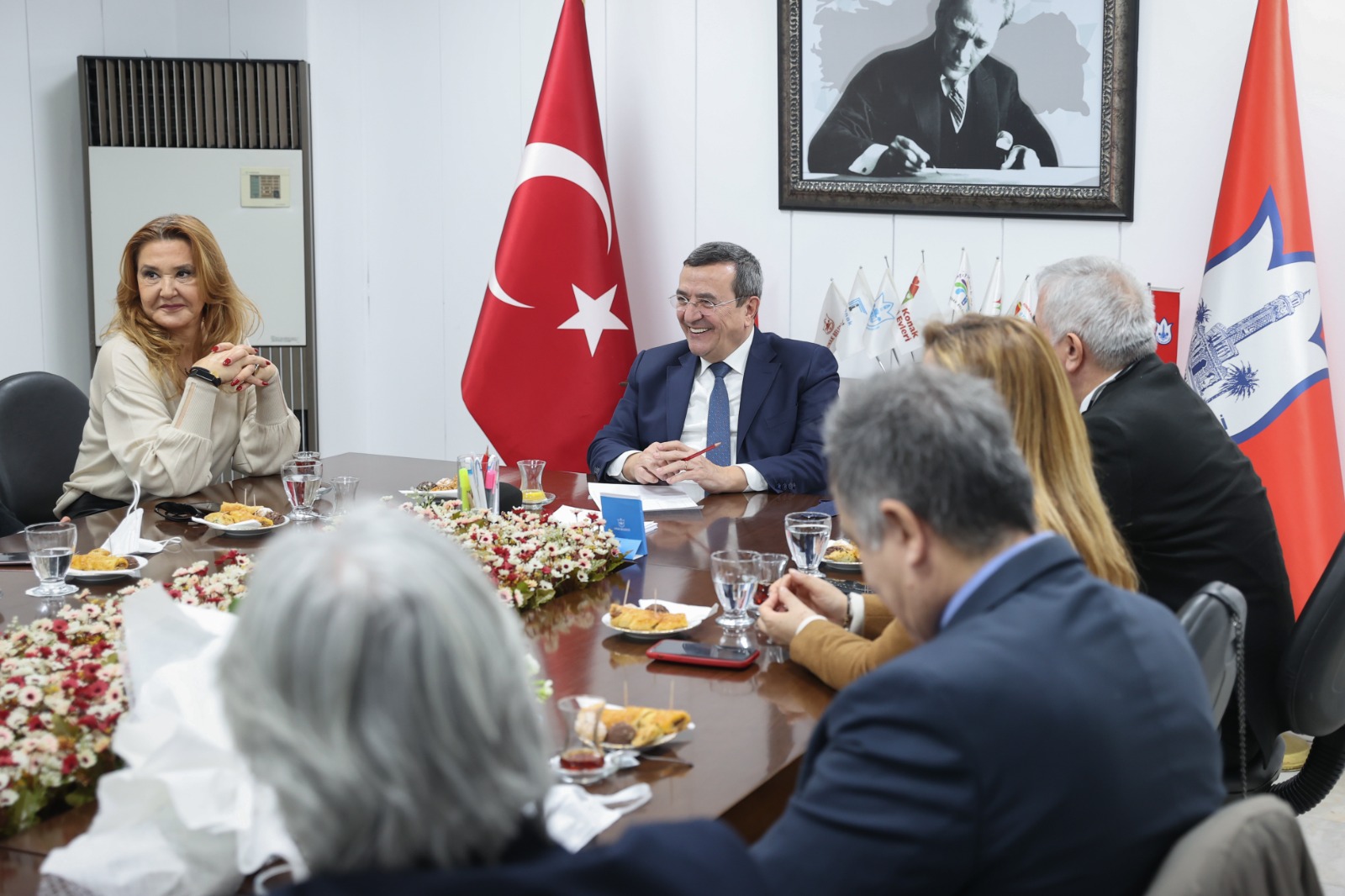 Konak Belediye Başkanı Abdül Batur’a Etik Ege Turistik İşletmeler Birliği’nden