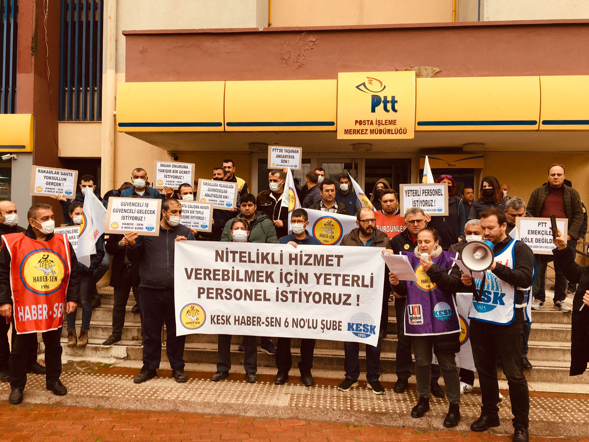 PTT’de Yaşanan Haksızlıklar Artık Hat Safhaya Gelmiştir!… PTT son zamanlarda