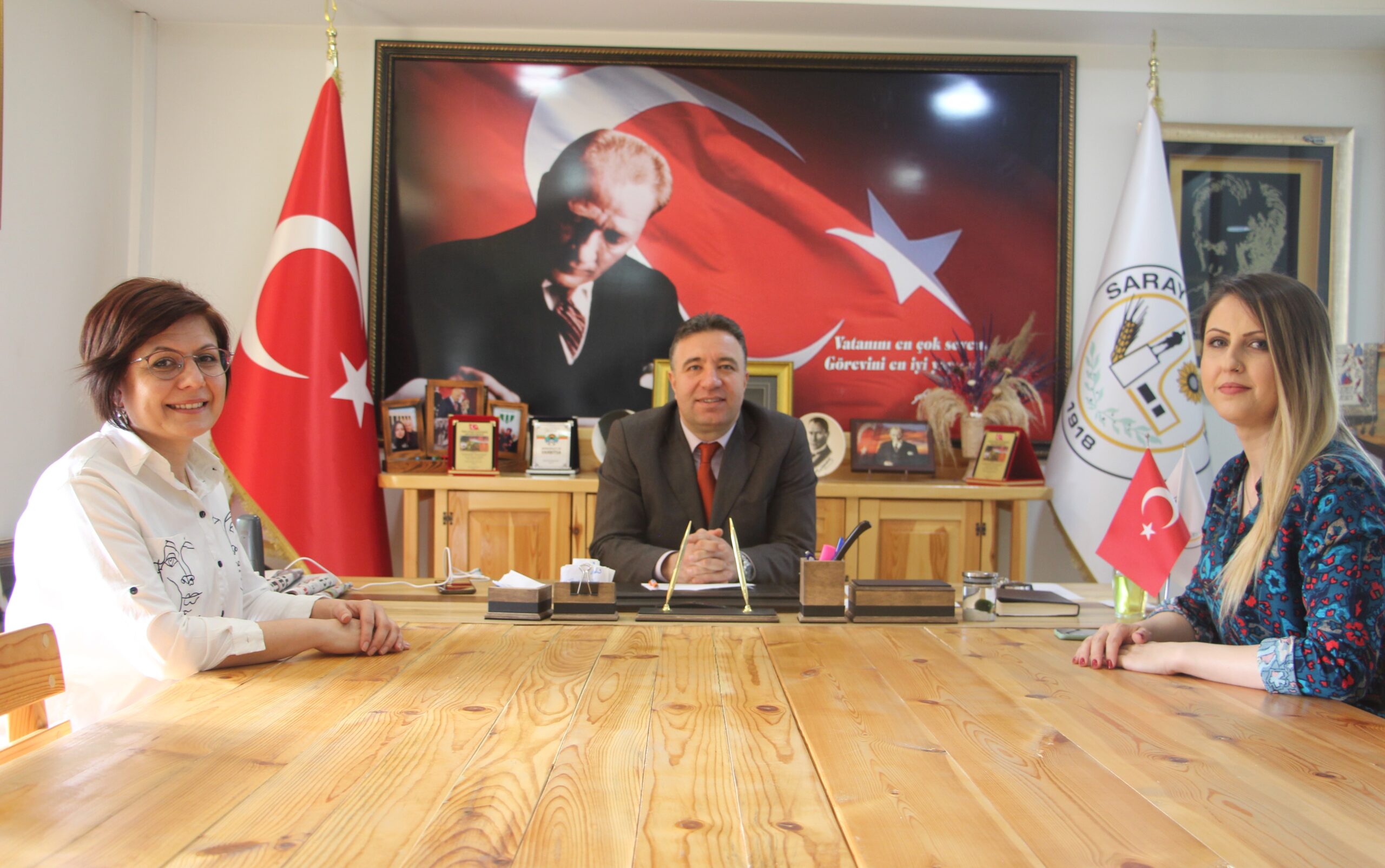 Saray Belediyesi İstihdam Birimi, iş arayan vatandaşlarla bölgedeki firmaları buluşturmaya