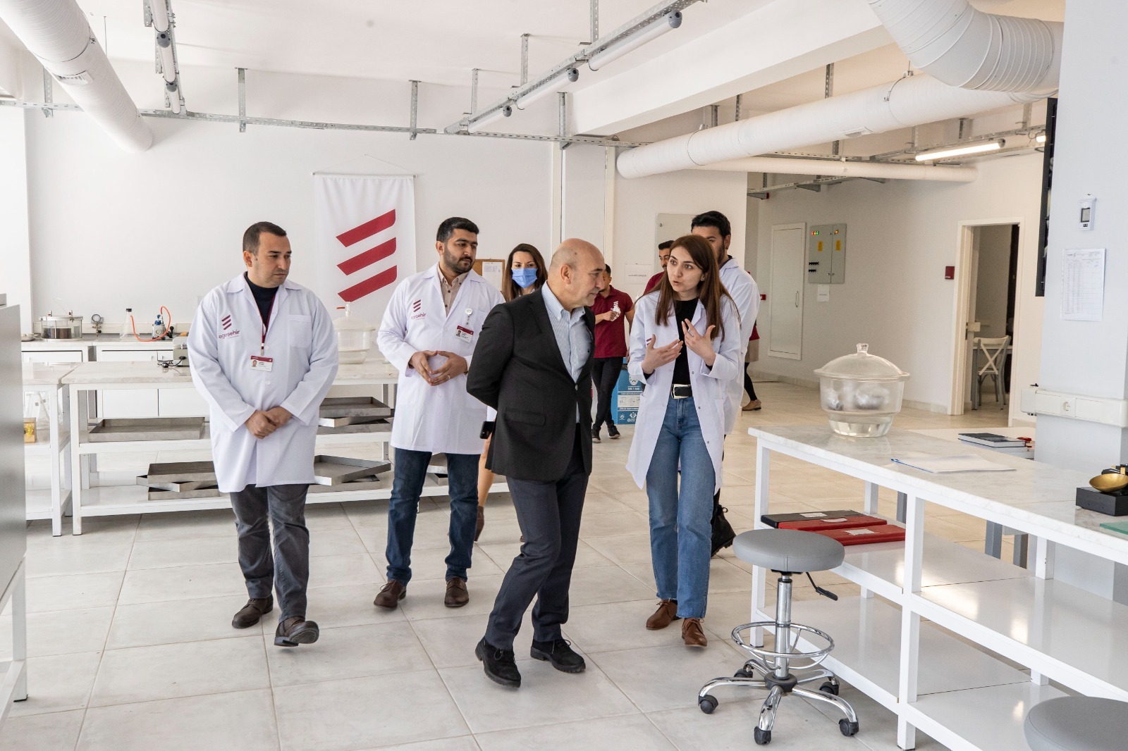 Türkiye’nin en kapsamlı yapı ve zemin laboratuvarı İzmir Büyükşehir Belediye