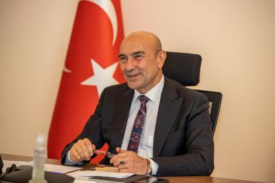 İzmir Büyükşehir Belediye Başkanı Tunç Soyer BASİFED koordinasyonunda yapılan toplantıda