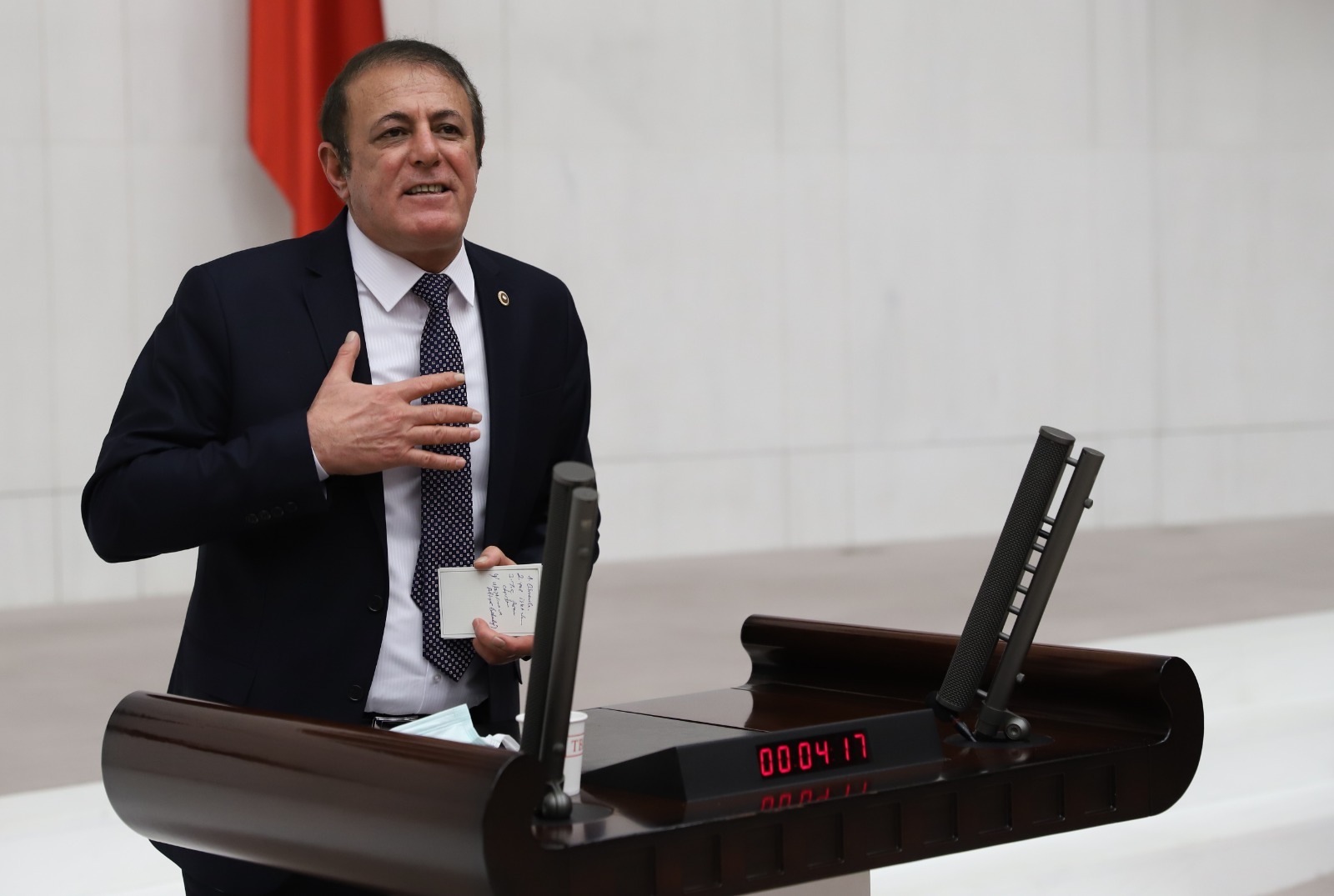 CHP Aydın Milletvekili Hüseyin Yıldız, basın açıklaması yaparak iktidarı eleştirdi.