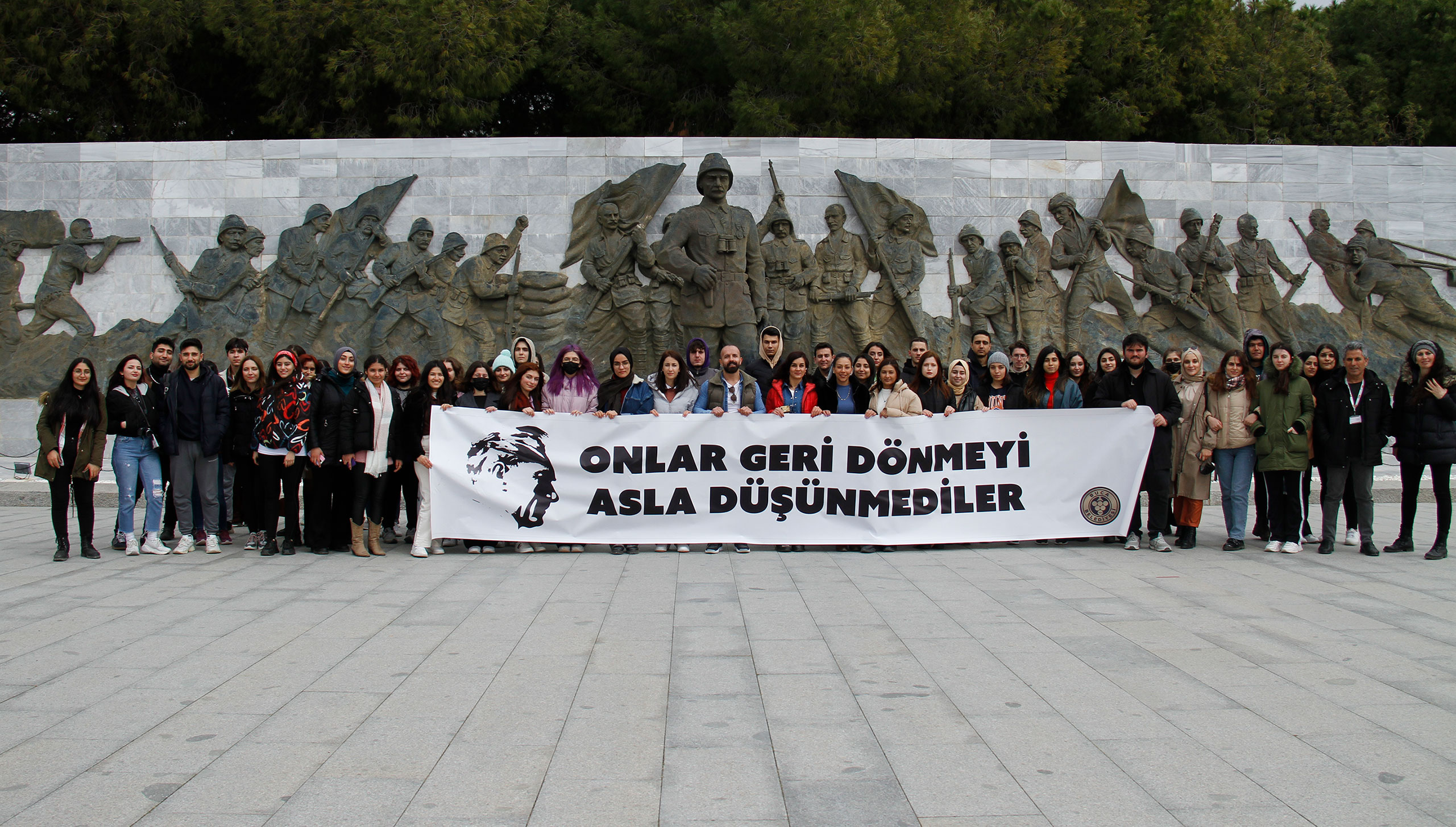 Buca Çanakkale şehitlerini andı BUCA Belediyesi, 18 Mart Şehitleri Anma
