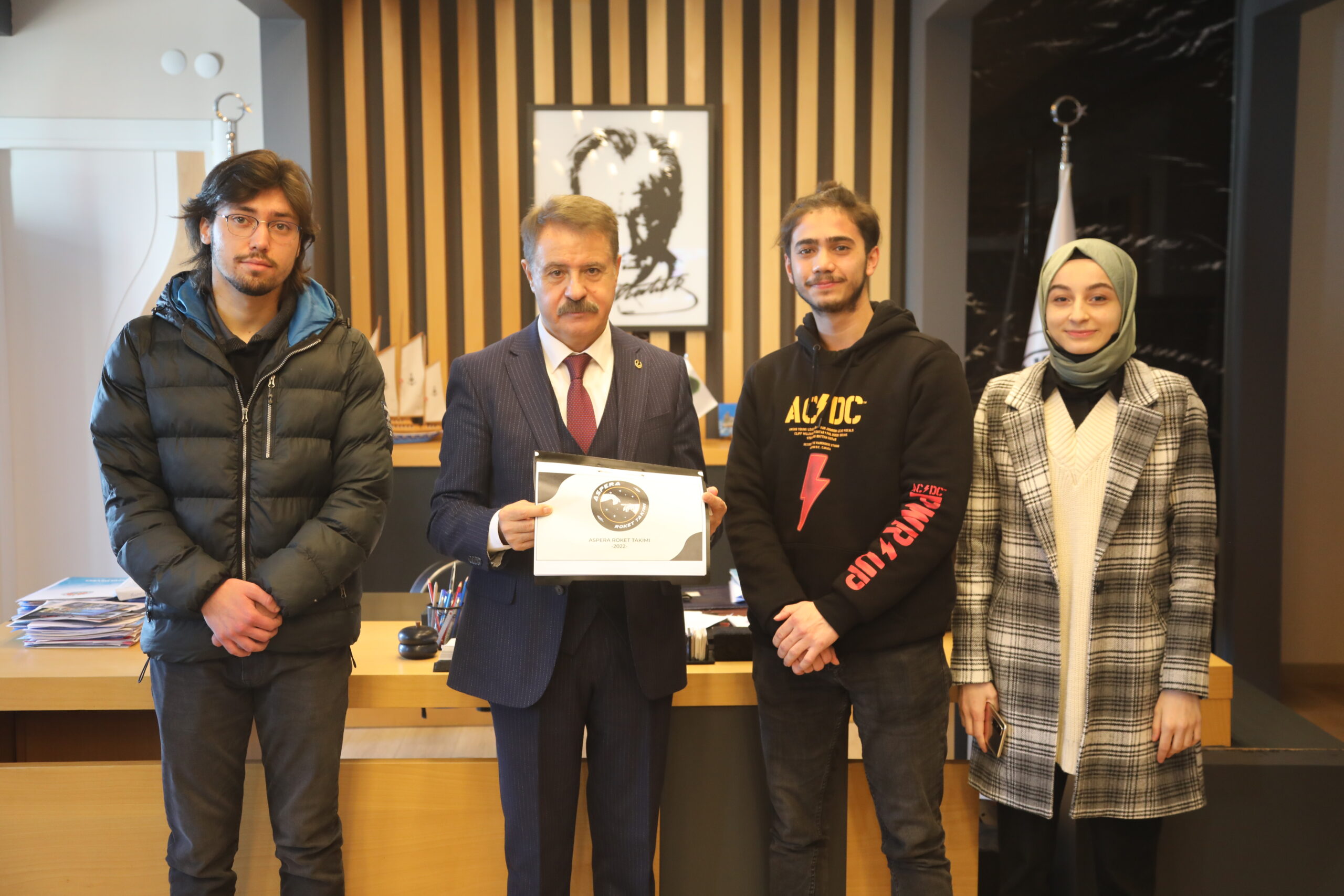 Öğrenciler TEKNOFEST heyecanını Başkan Deveci ile paylaştı Bu yıl Samsun’da