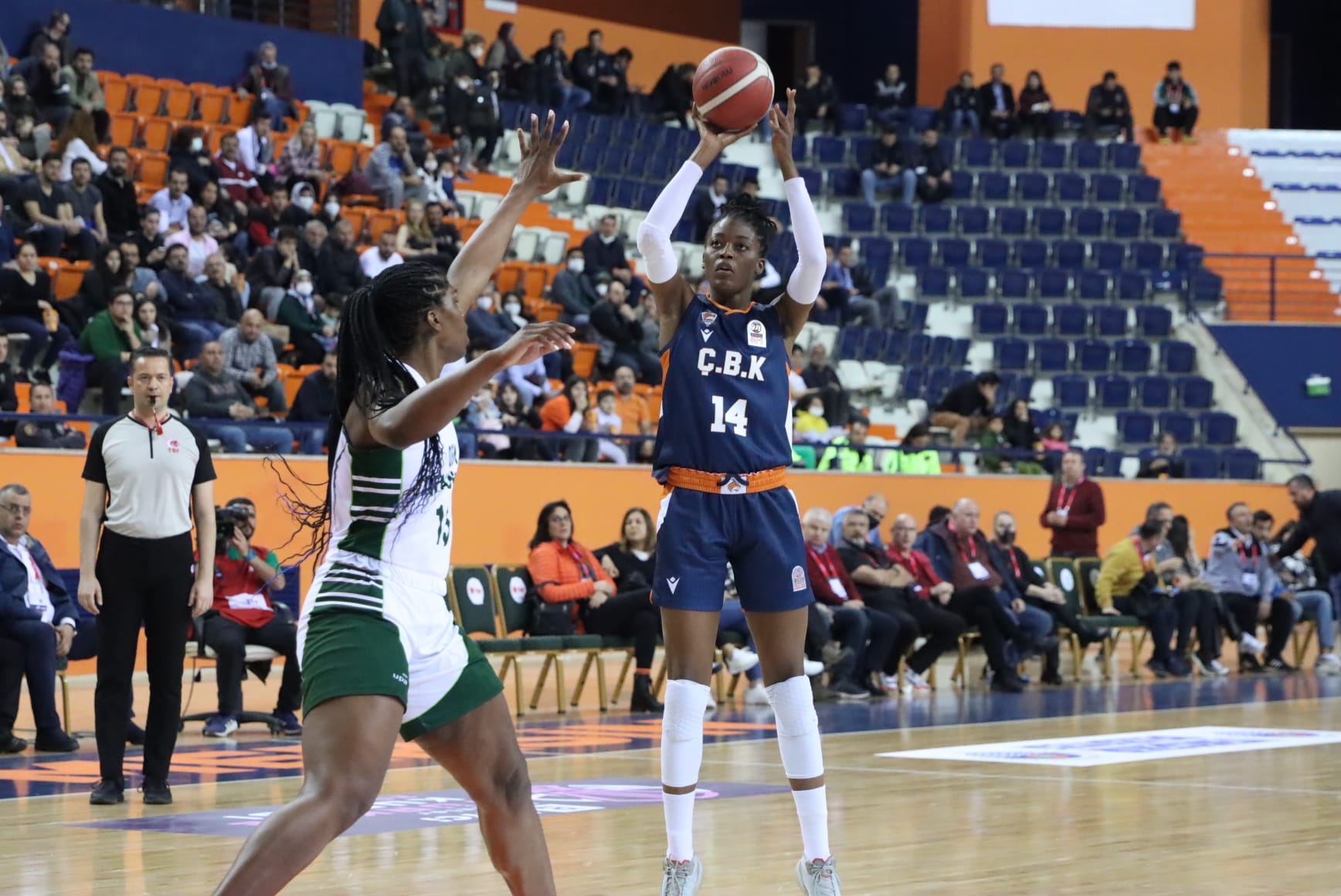 Başkan Abdullah Özyiğit’ten final maçına davet  ÇBK Mersin Yenişehir Belediyesi
