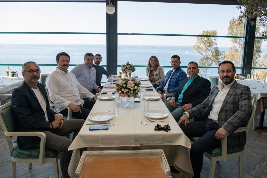 KUŞADASI İLE KKTC ARASINDA DOSTLUK VE İŞ BİRLİĞİ KÖPRÜSÜ Kuşadası Belediye Başkanı Ömer Günel, Kuzey Kıbrıs Türk Cumhuriyeti (KKTC)