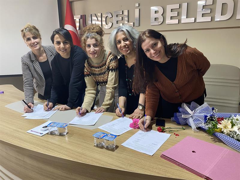 Belediyemiz ile Genel-İş Sendikası yetkilileri arasında toplu iş sözleşmesi yapıldı.