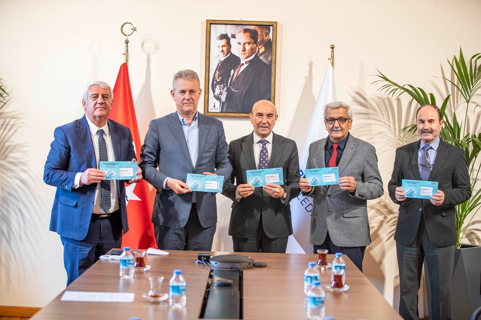 İzmir Büyükşehir Belediye Başkanı Tunç Soyer’in eğitimde fırsat eşitliği ilkesi