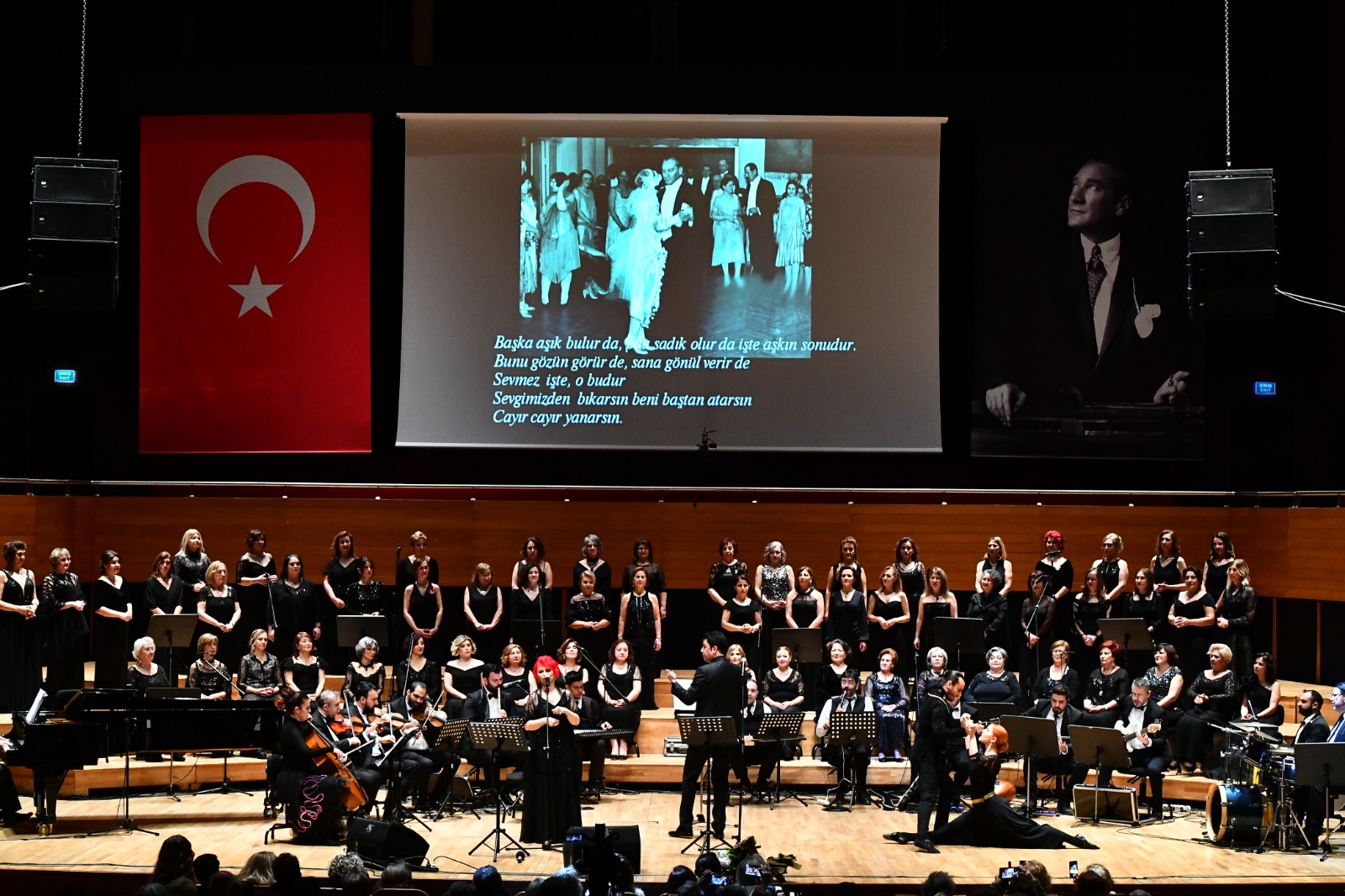 İzmir Büyükşehir Belediyesi’nin 8 Mart Dünya Kadınlar Günü için hazırladığı