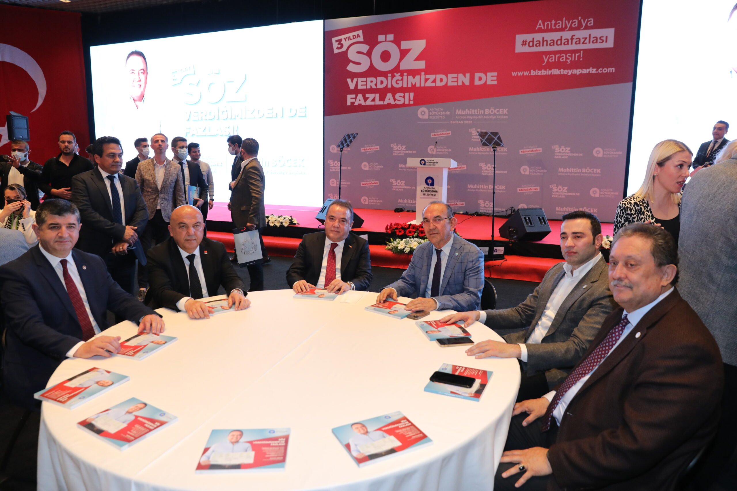 “Sadece söz verdiğimiz 77 projeyi değil 142 projeyi tamamlayacağız” Antalya