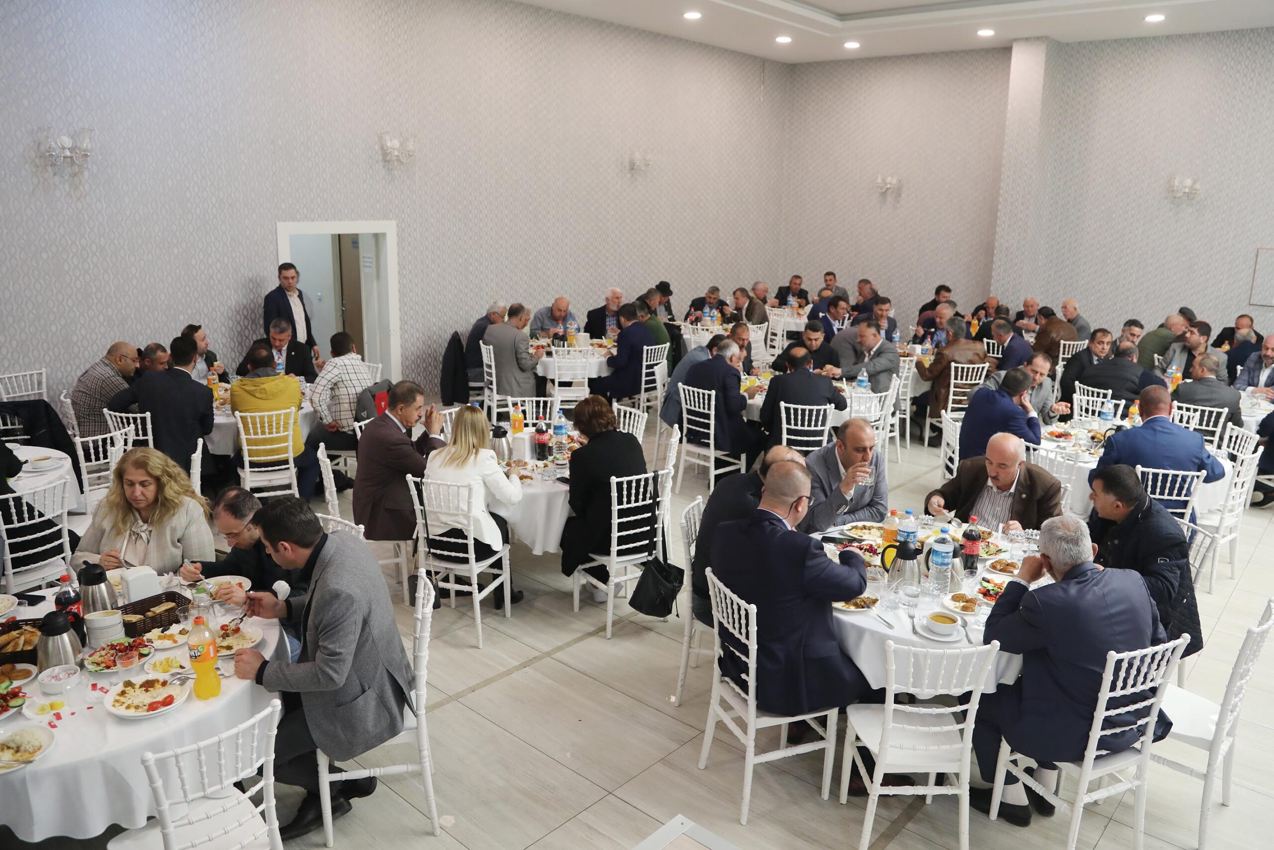 Atakum Belediye Başkanı Av. Cemil Deveci, Atakum Muhtarlar Meclisi’nde muhtarlarla