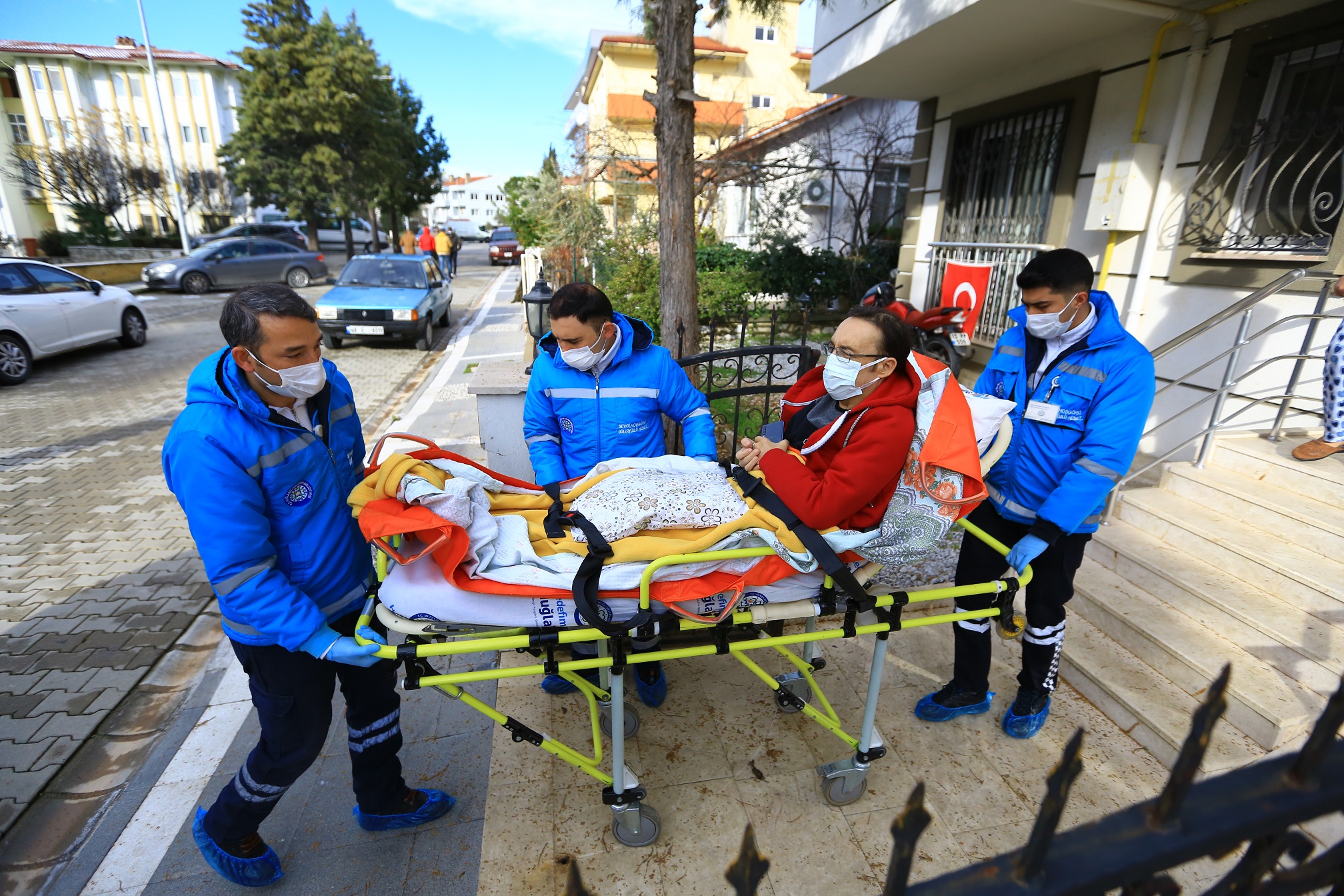 Muğla Büyükşehir Belediyesi, evde bakım ve hasta nakil ambulansı hizmetleri
