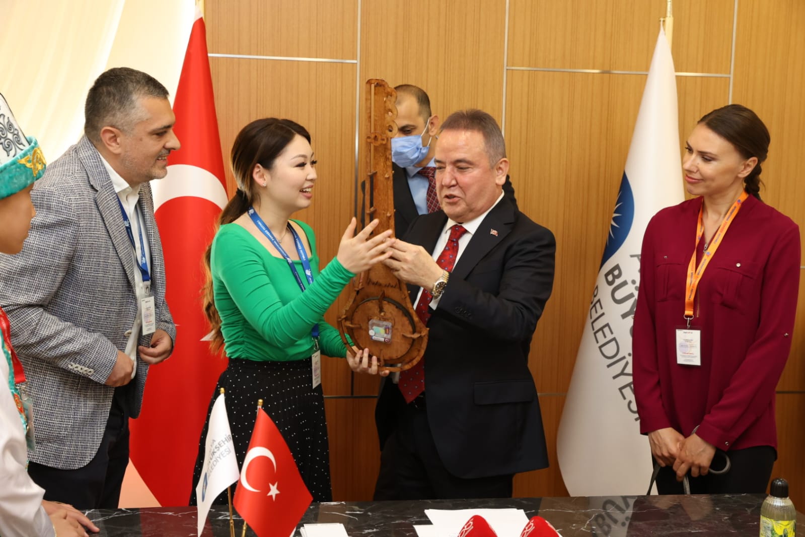 23 Nisan Uluslararası Antalya Çocuk Şenliği kapsamında Antalya’ya gelen konuk ülke