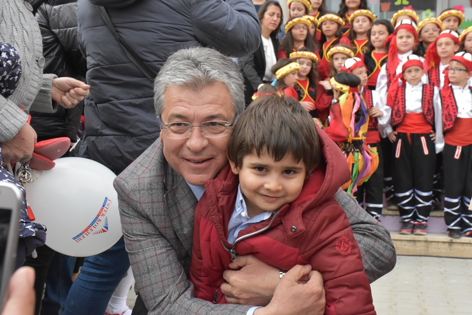 Edremit Belediye Başkanı Selman Hasan Arslan, 23 Nisan Ulusal Egemenlik