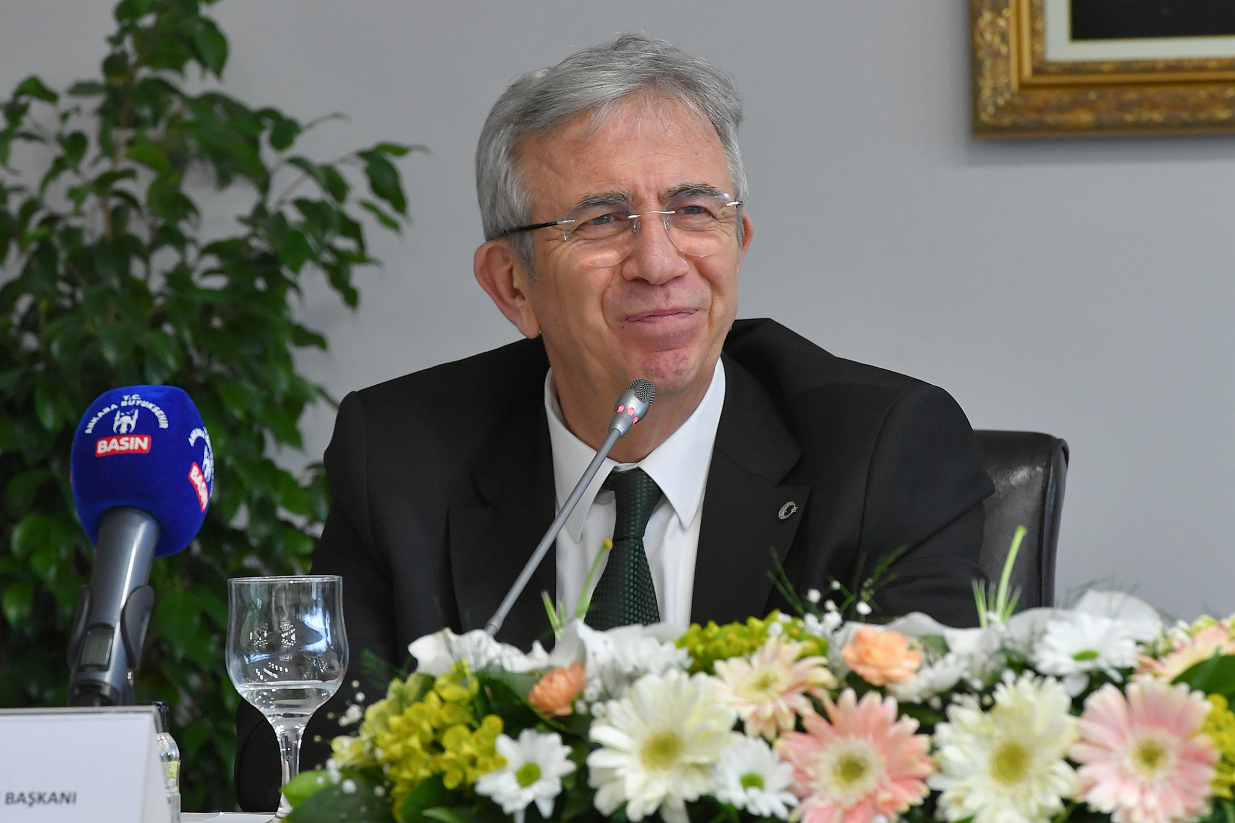 “Sevgili ailem,     Mübarek Ramazan ayının ardından bir bayrama daha