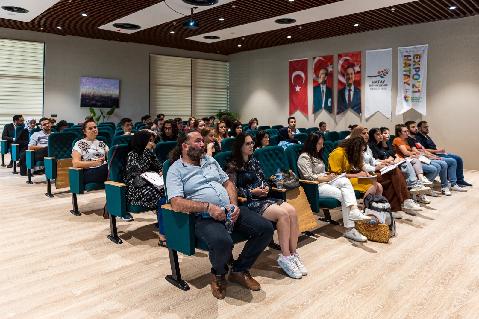 GİRİŞİMCİLİK VE TASARIM ODAKLI DÜŞÜNCE EĞİTİMLERİ EXPO’DA GERÇEKLEŞTİ Hatay Büyükşehir