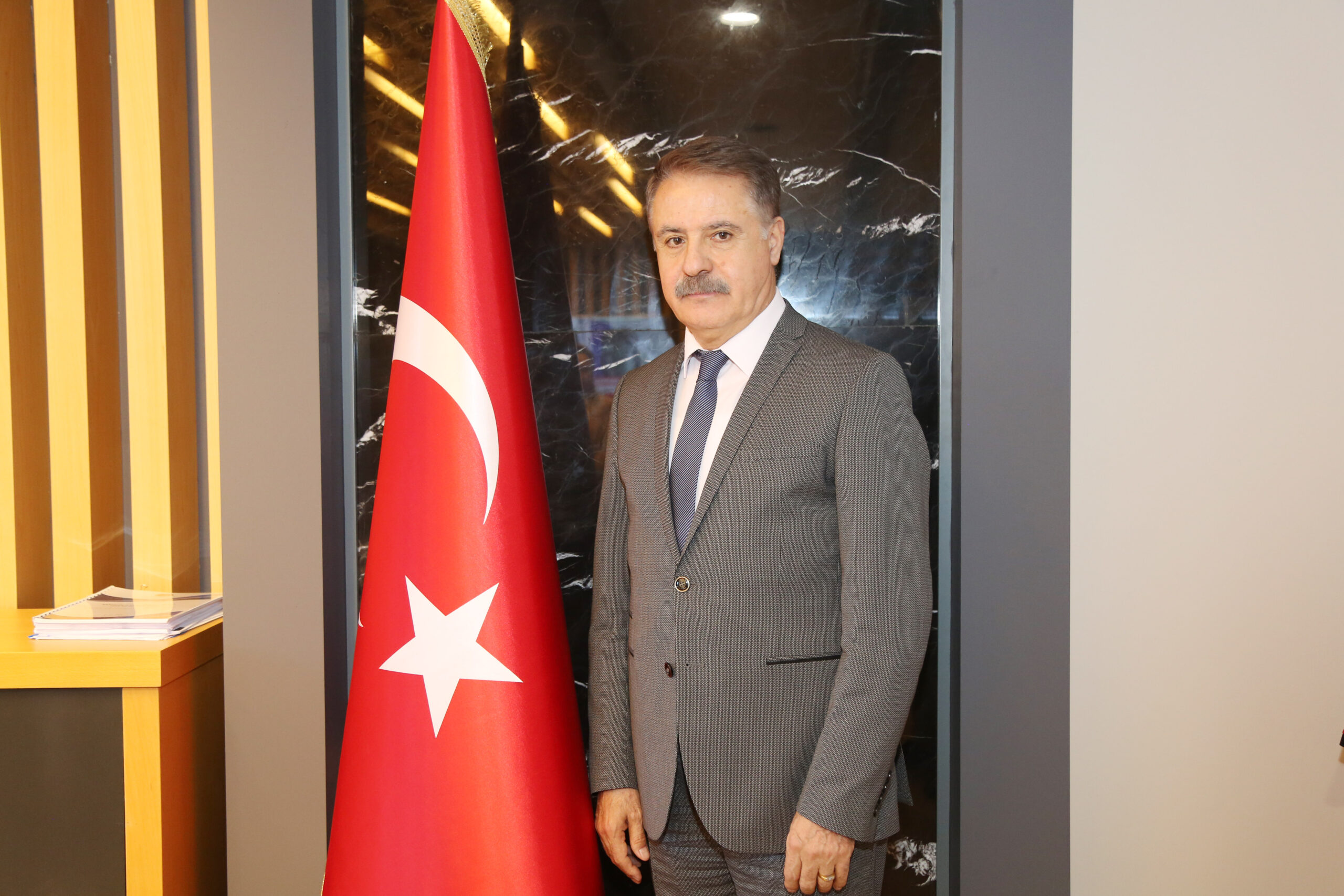 Atakum Belediye Başkanı Av. Cemil Deveci, Ramazan Bayramı nedeniyle bir