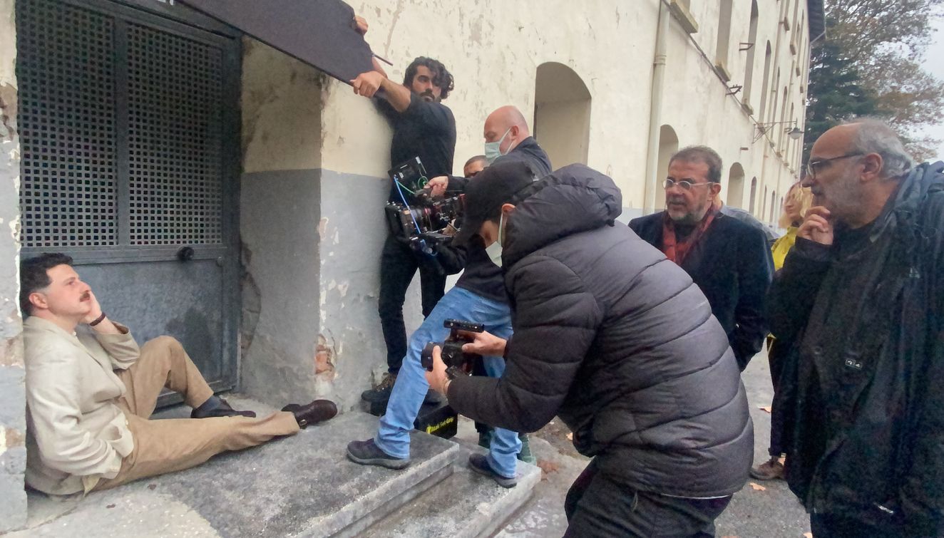 Antalya’da Muratpaşa Belediyesi, yönetmenliğini Nebil Özgentürk’ün yaptığı “Nazım Hikmet 120