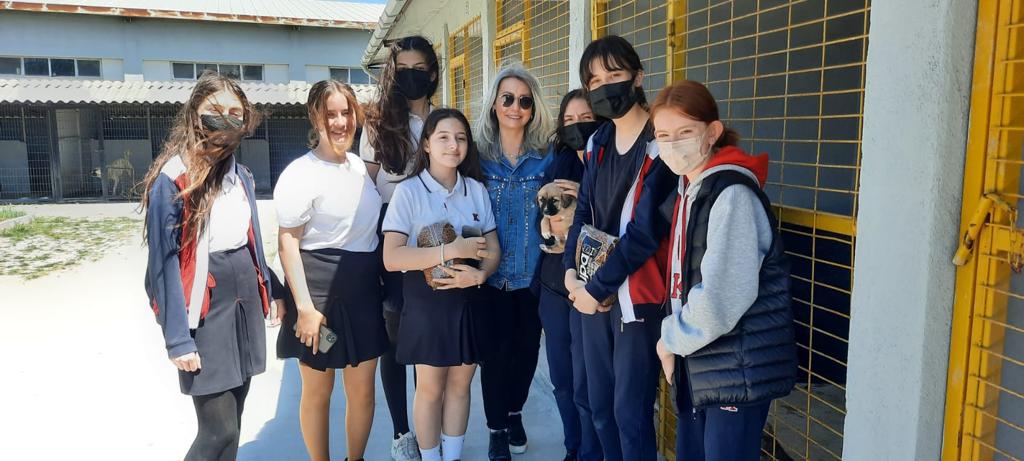 TED Koleji ortaokul öğrencileri, Odunpazarı Belediyesi Geçici Hayvan Bakımevini ziyaret