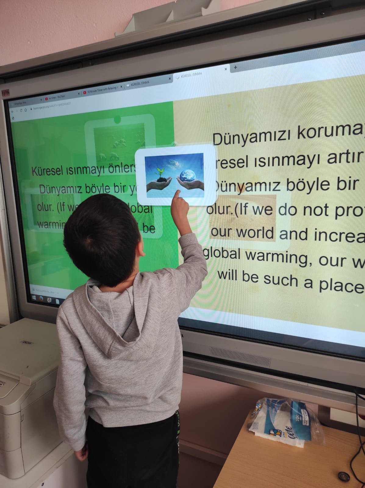 Akhisar Misak-ı Milli İlkokulu okul öncesi öğretmeni Hanife Kordağ’ın kurucu