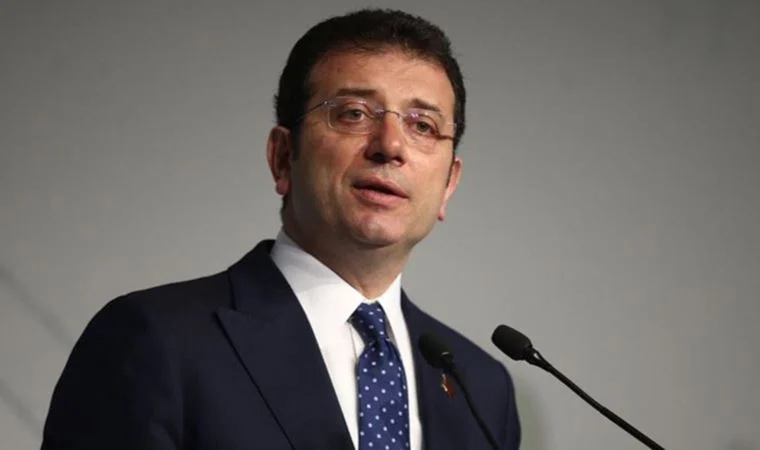 Deniz’lerin idamlarının 50. yılı adına düzenlenen anma etkinliğinde konuşan Ekrem