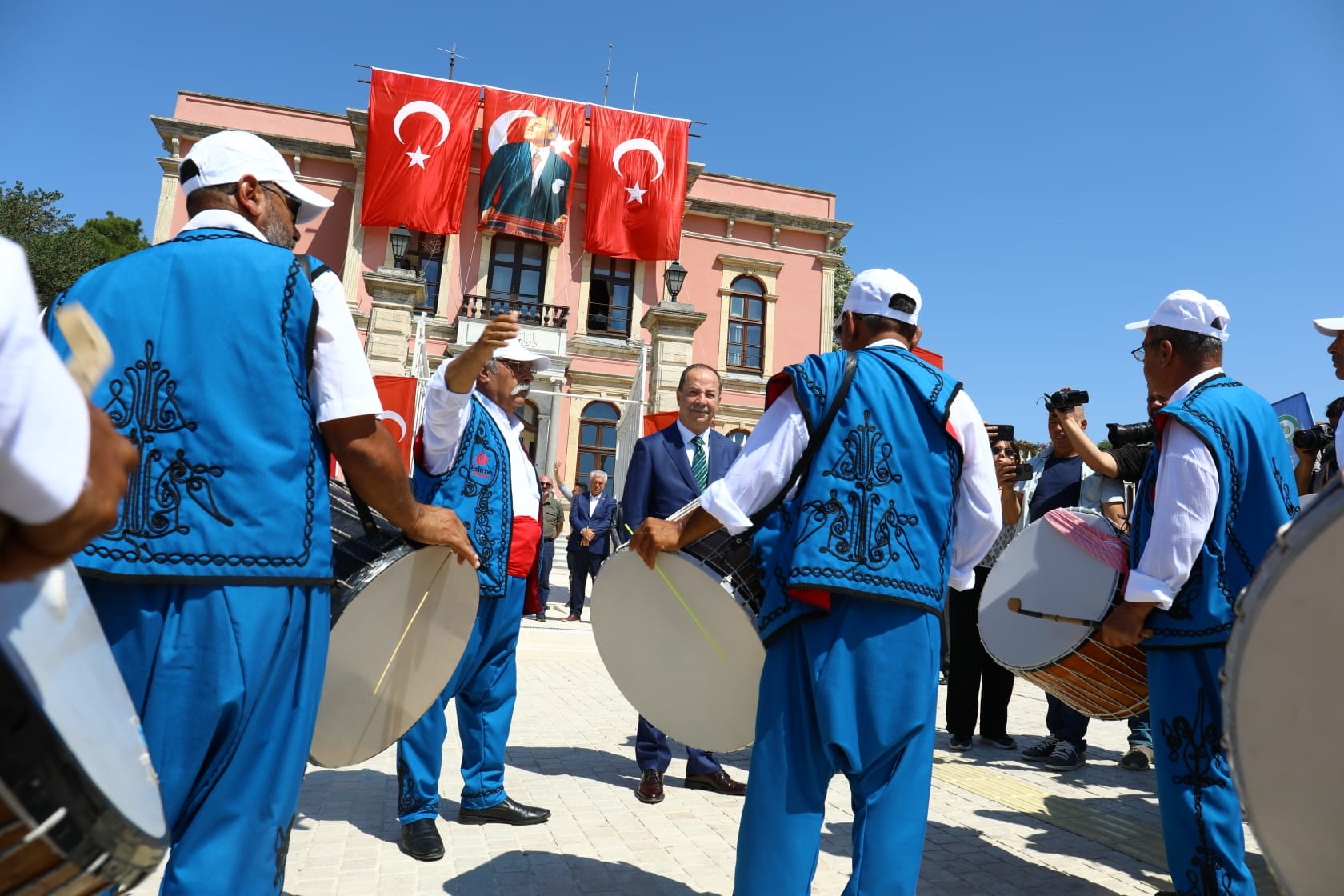 Edirne Belediyesi’nin organizasyonuyla düzenlenen 661. Kırkpınar Yağlı Güreşleri Festivali, Geleneksel