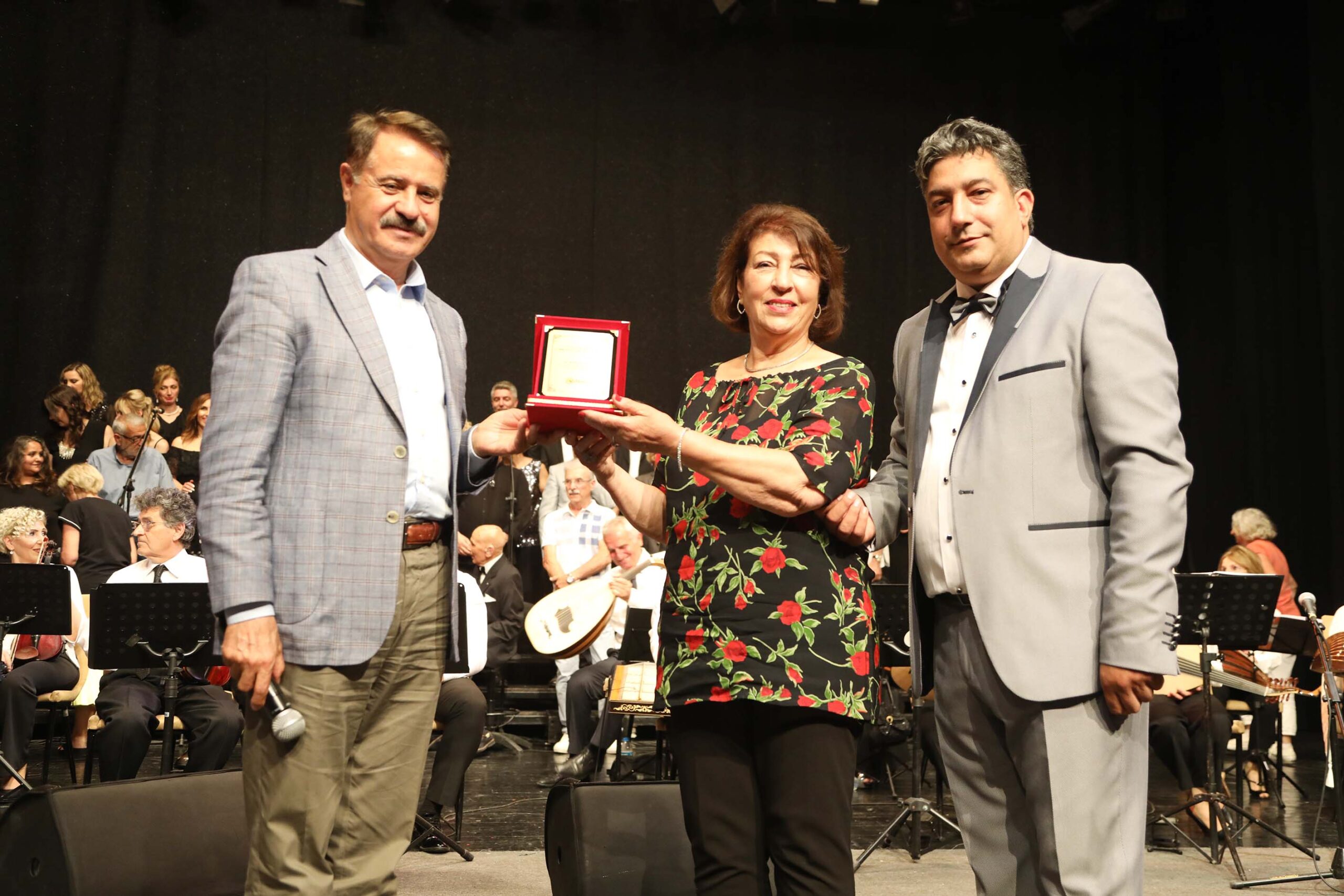 Atakum Belediyesi Türk Sanat Müziği Korosu büyüledi Atakum Belediyesi Türk