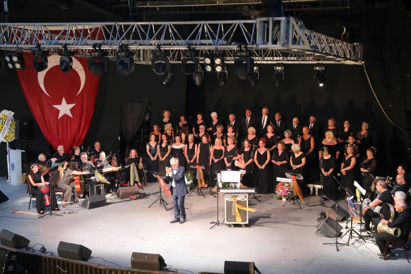 Turgutreis Kültür ve Sanat Derneği Aspat Türk Müziği Topluluğu tarafından
