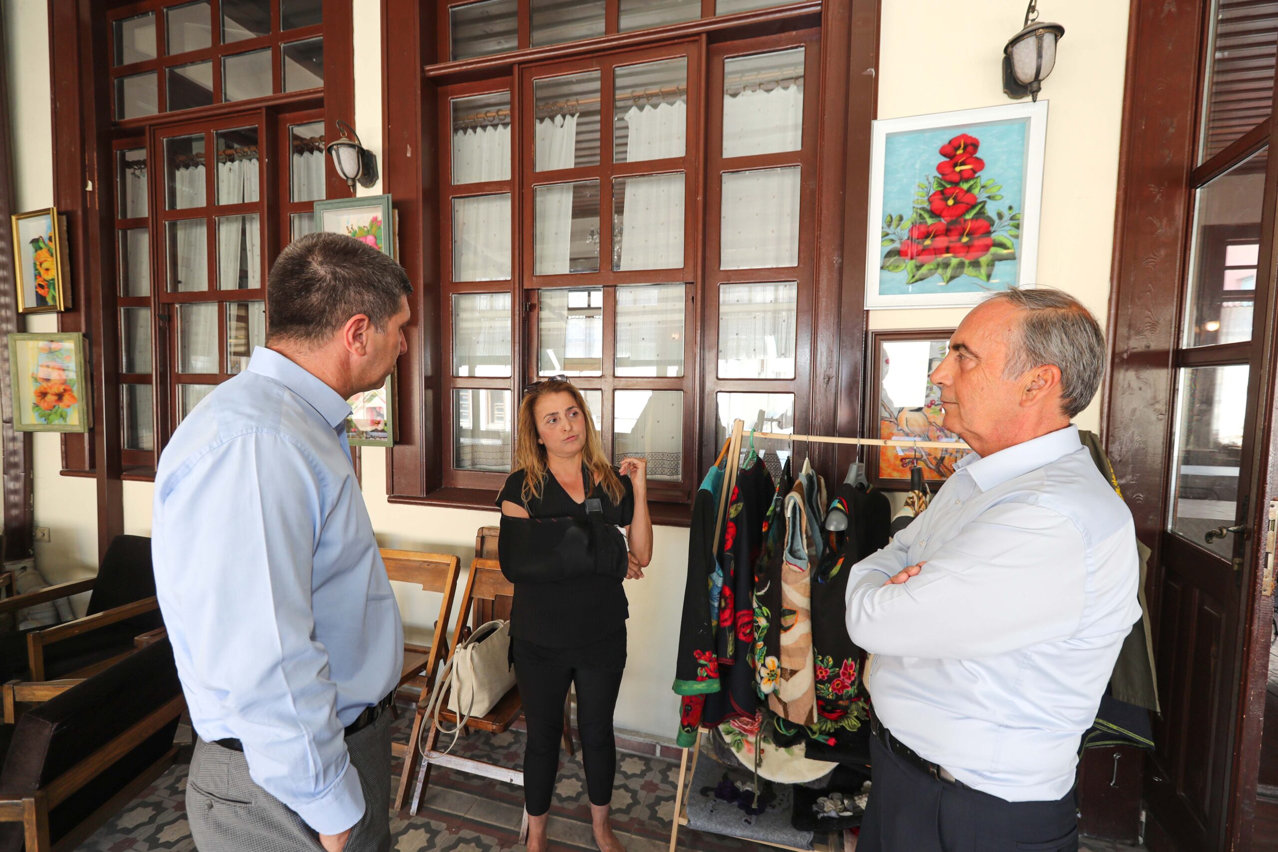 Burdur Belediyesi Kültür ve Sanat Atölyesi, Tarihi Şehir Kulübünde hem