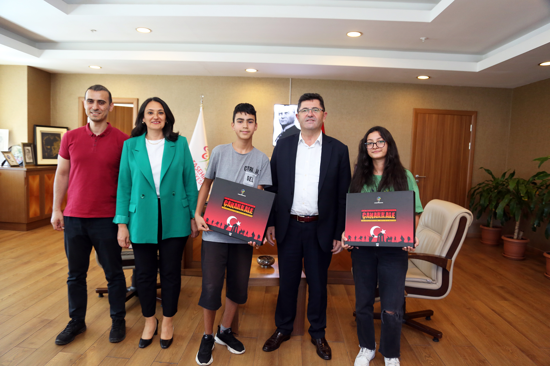 Liselere Geçiş Sınavı’na (LGS) Ataşehir Belediyesi Ataevlerinde hazırlanan 90 öğrenci,