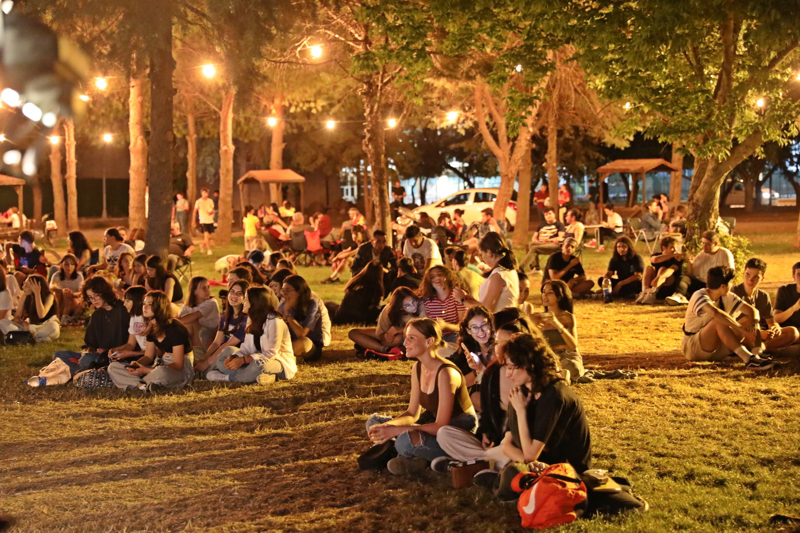 Kültür ve Sanat etkinliklerine kaldığı yerden devam eden Akhisar Belediyesi,