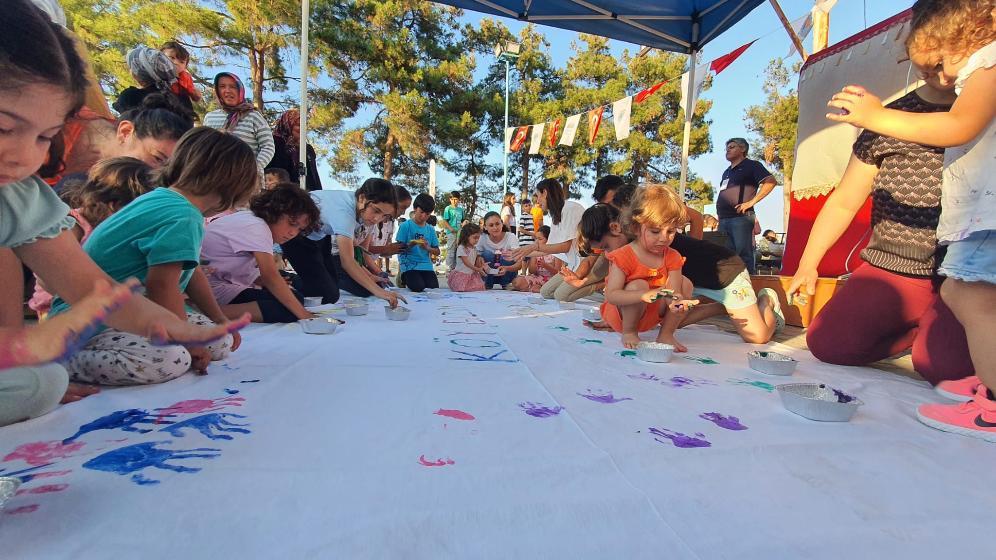 TARSUS KIZILÇUKUR MAHALLESİ, BÜYÜKŞEHİR’İN DÜZENLEDİĞİ PROGRAMLA ŞENLENDİ KÖY ŞENLİKLERİNDE HEM