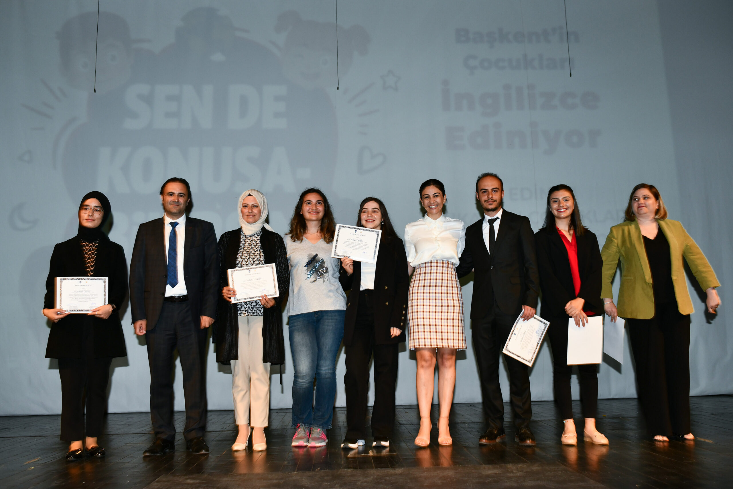Ankara Büyükşehir Belediyesi, ‘öğrenci dostu’ uygulamalar kapsamında eğitimde fırsat eşitliğini
