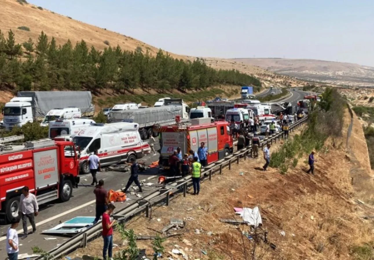 Gaziantep’te katliam gibi kaza meydana geldi. Gaziantep Valisi Davut Gül