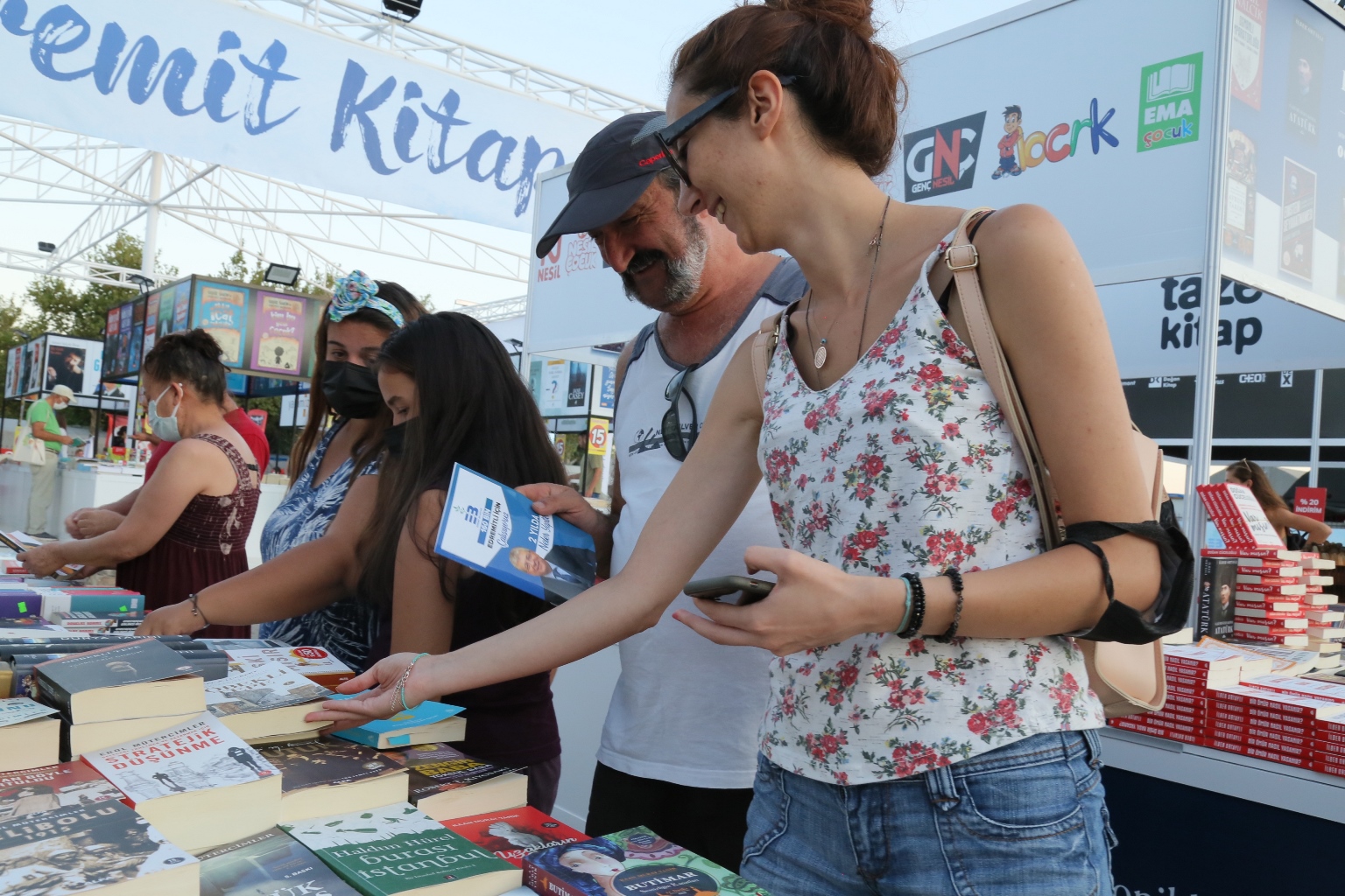 Bu yıl beşincisi düzenlenen Edremit Kitap Fuarı 13 Ağustos Cumartesi