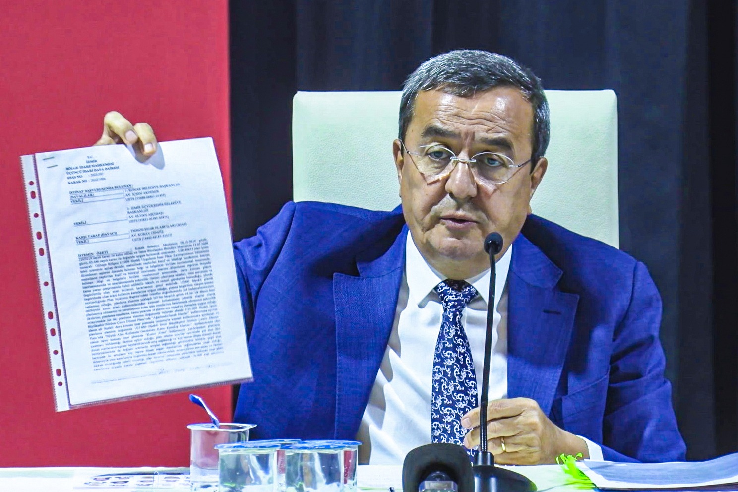 Konak Belediye Meclisi ağustos ayı toplantısında konuşan Başkan Batur, Gültepe