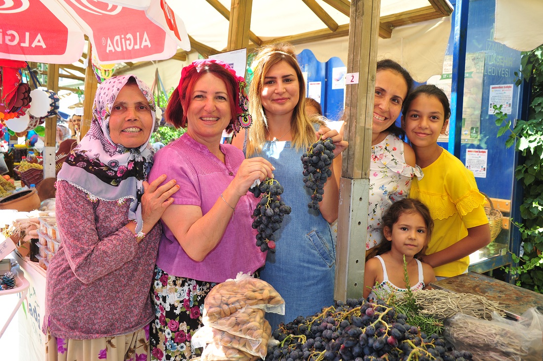 İzmir’in Karaburun ilçesi, iki yıllık pandemi arasının ardından 13’üncü kez