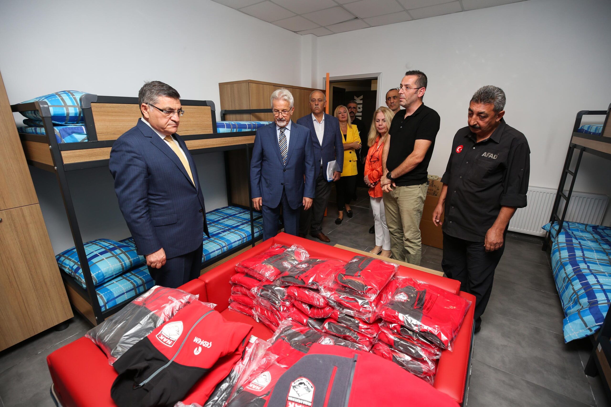 Nilüfer İlçe Kaymakamı Dr. Mustafa Özarslan, Nilüfer Belediye Başkanı Turgay