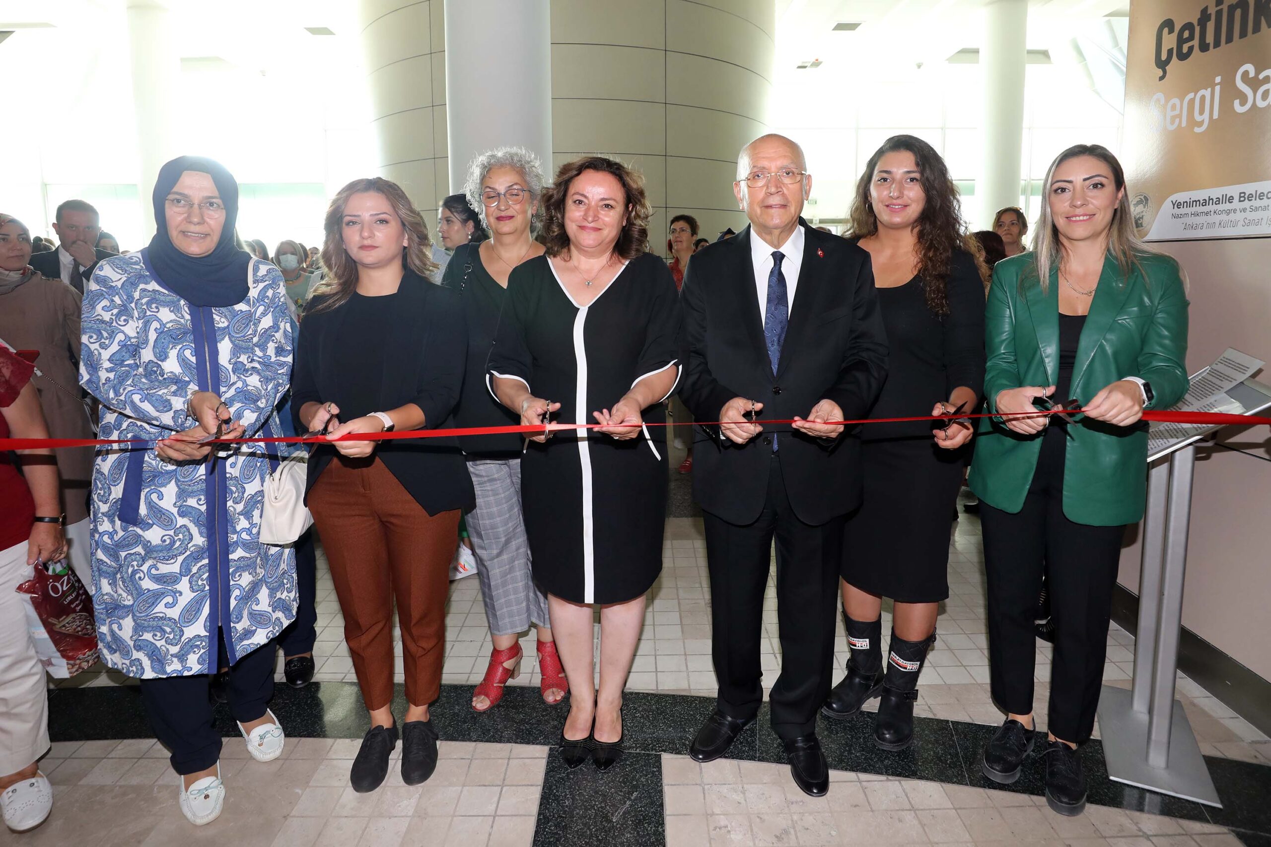 Yenimahalle Belediyesi Meslek Edindirme ve Hobi Kursları’nda (YENİMEK) Çini ve