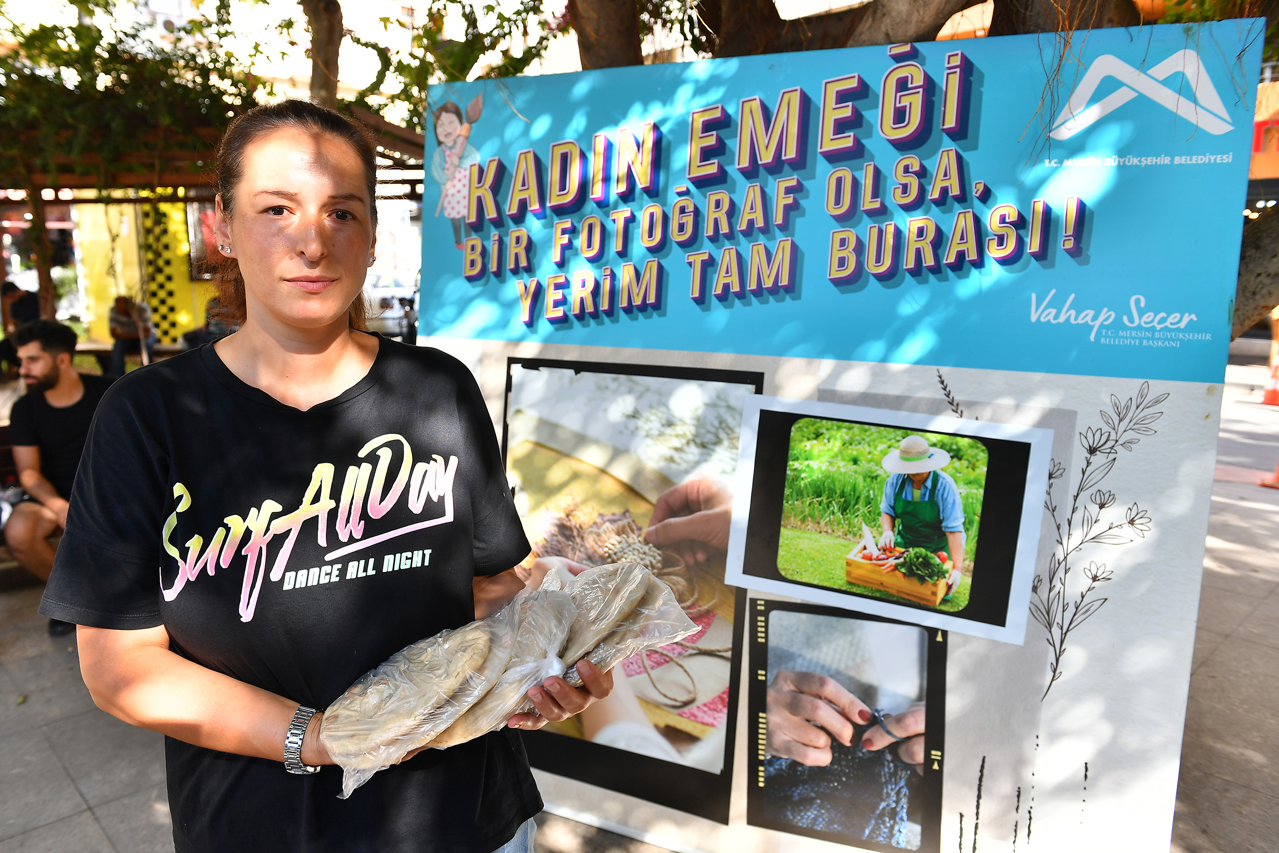 SEZONUN İLK KIŞLIK ÜRÜNLERİ YOĞURT PAZARI’NDA SATIŞA SUNULDU Mersin Büyükşehir