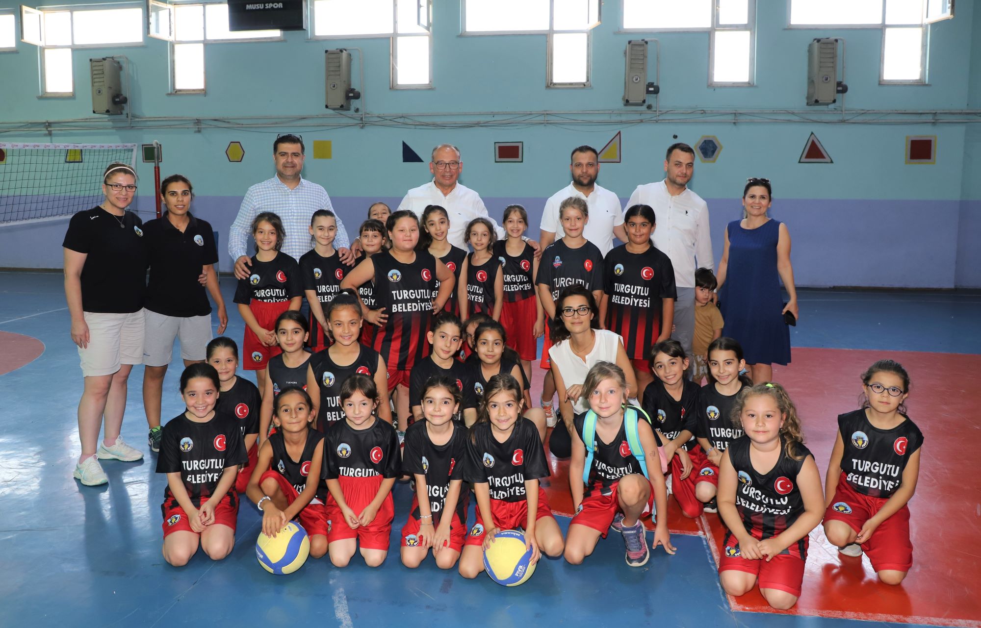 Turgutlu Belediyesi Kış Spor Okulları Başlıyor Turgutlu Belediyesi Kültür ve Sosyal İşler Müdürlüğü bünyesindeki Kış Spor
