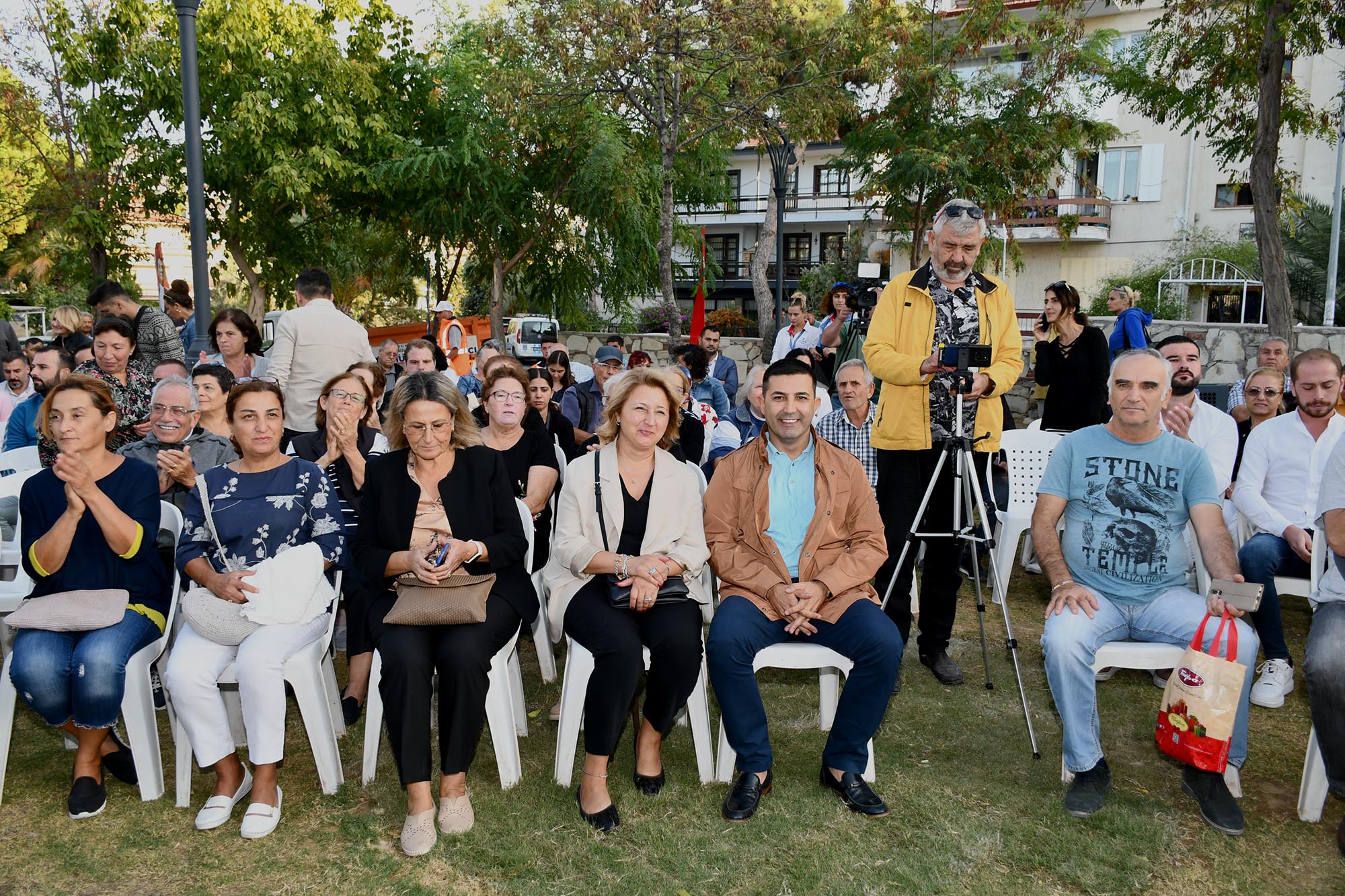 TÜM EKİPLERİMİZ İLE 7/24 YANINIZDAYIZ” Kuşadası Belediye Başkanı Ömer Günel,