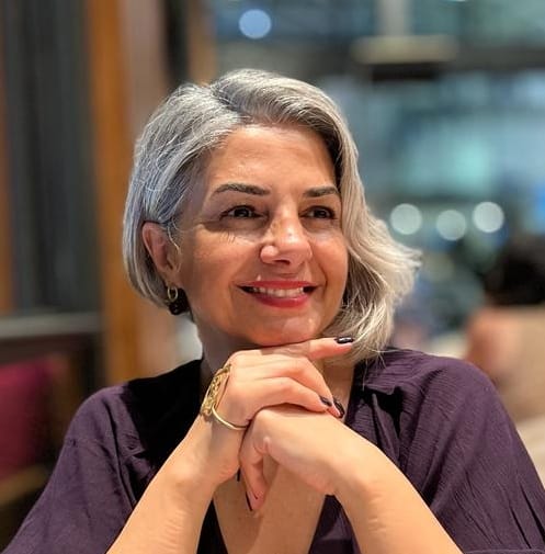 Ressam-Yazar Hale Gökalpsezer’in çocuklara iyi bir dinleyici olmanın önemini ve