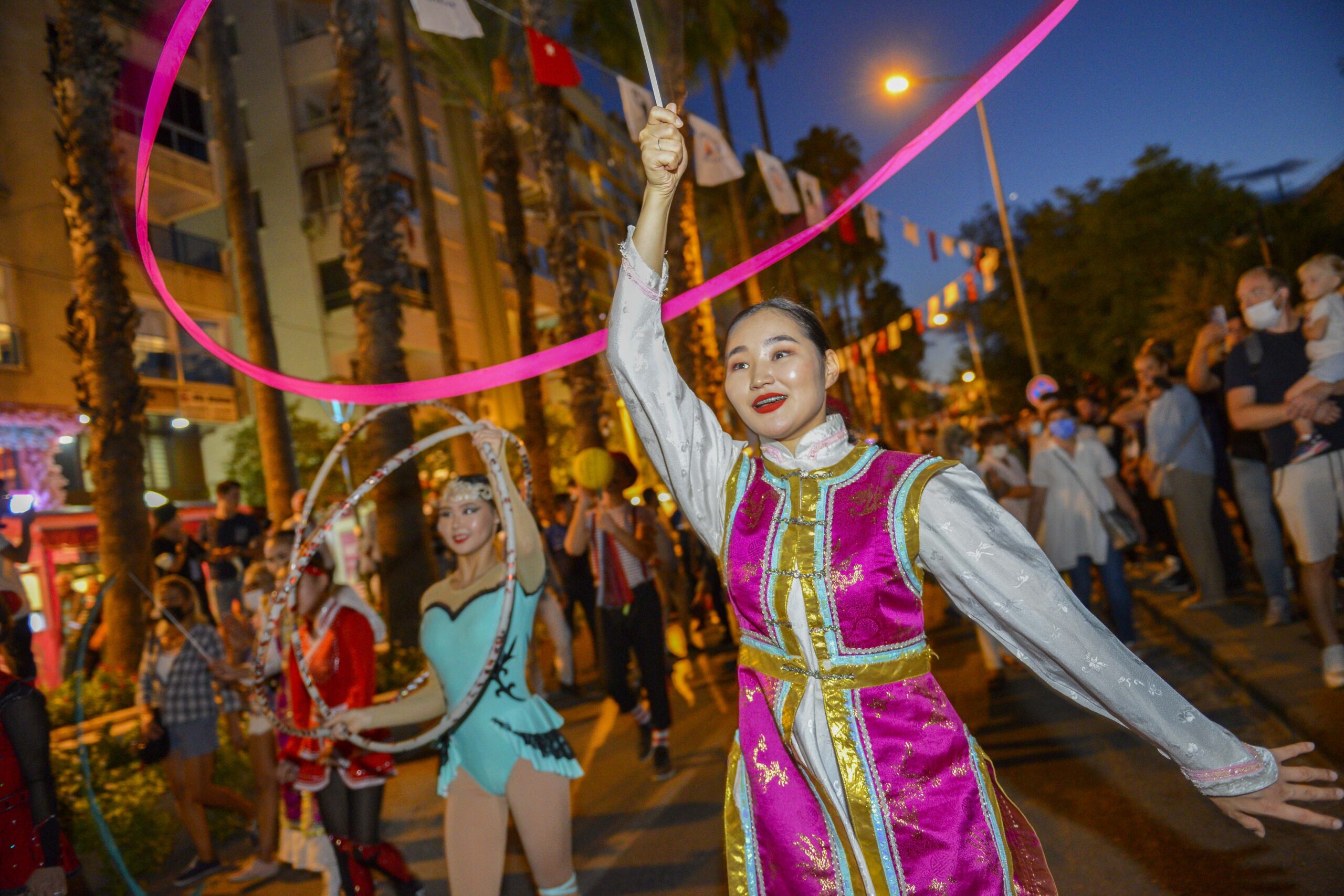 Antalya Muratpaşa Belediyesi’nin düzenlediği 7. Kaleiçi Old Town Festivali’yle yaşayan