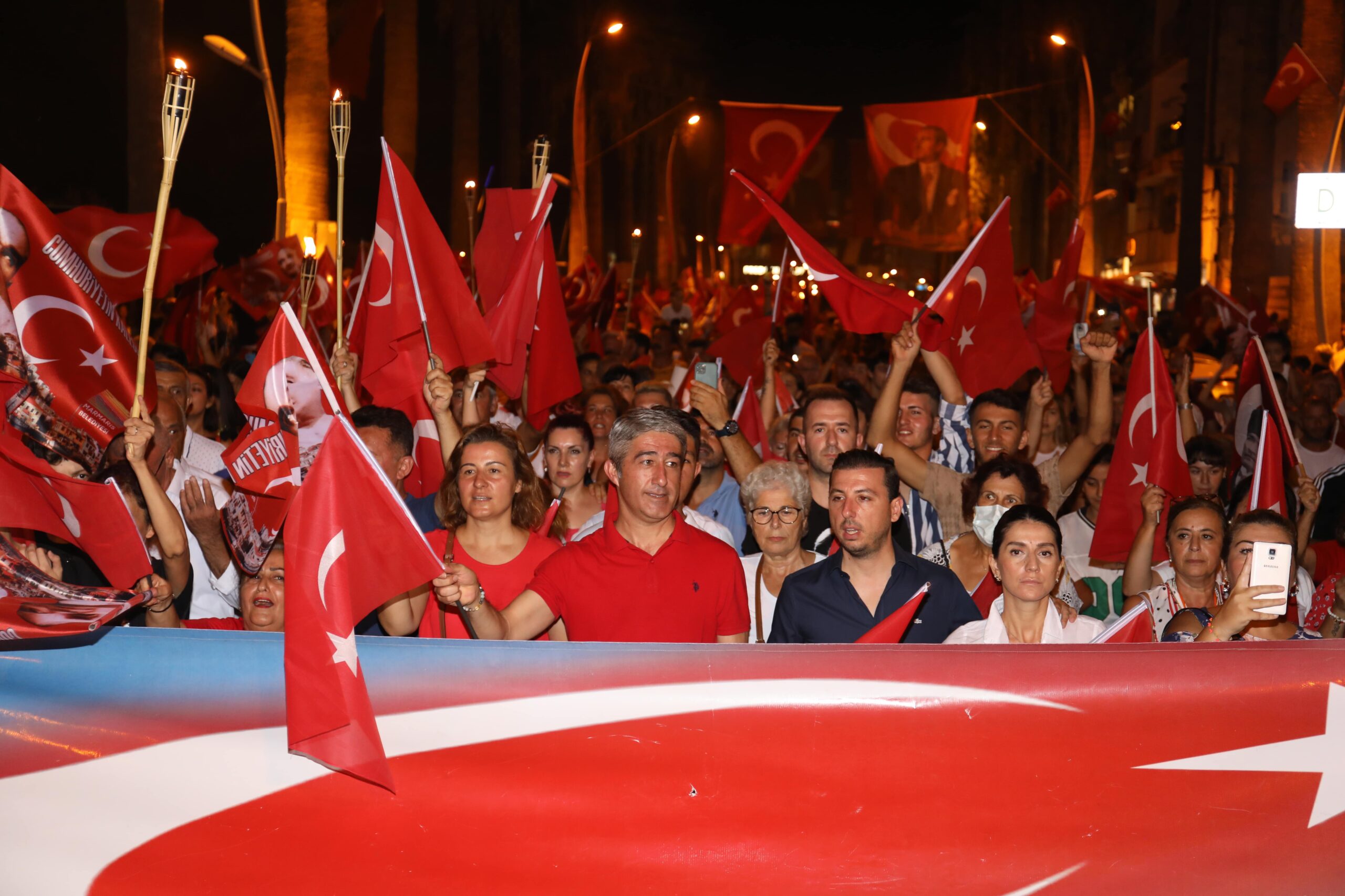 Marmaris Belediye Başkanı Mehmet Oktay, Cumhuriyet’in 99. yıl dönümü dolayısıyla