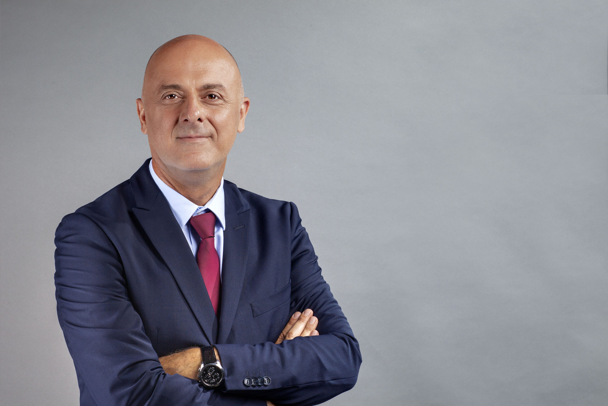 Yılın ilk 8 ayında 39,7 milyar USD cari açık verdik.