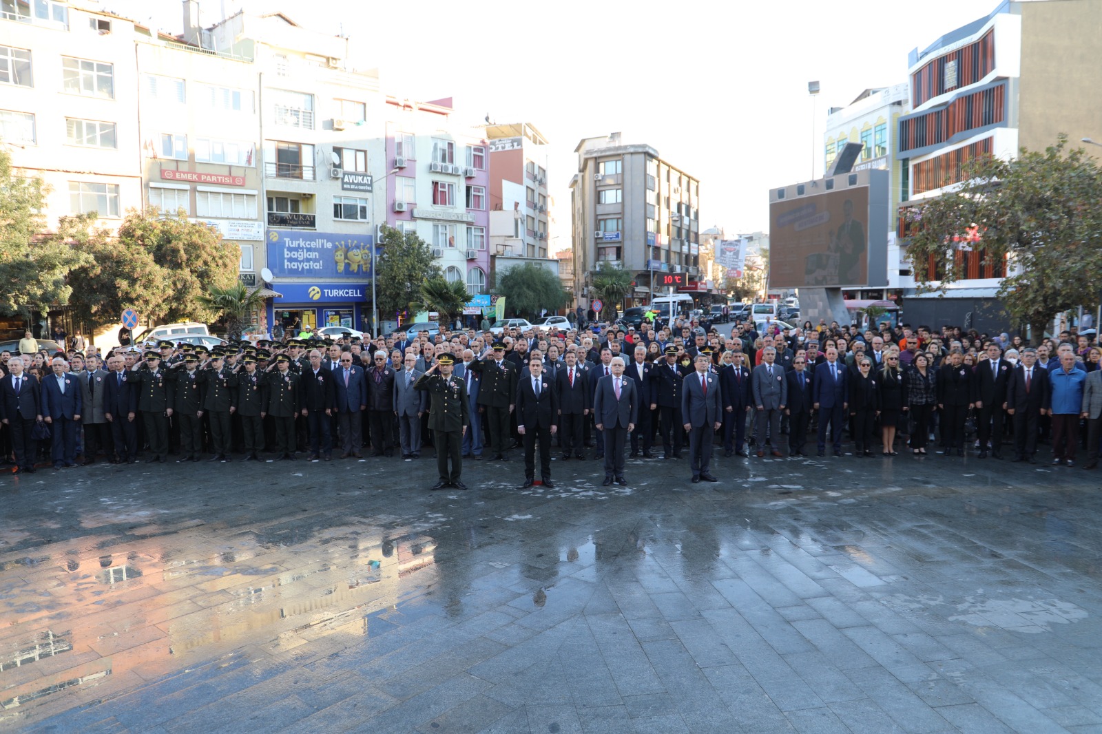 Türkiye Cumhuriyetinin kurucusu Gazi Mustafa Kemal Atatürk ebediyete intikal edişinin