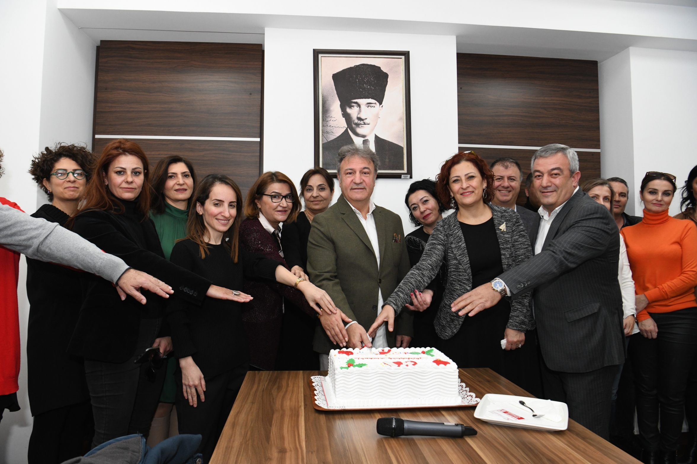 Bornova Belediye Başkanı Dr. Mustafa İduğ, 2022‘nin son mesai gününde