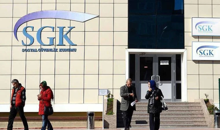 Sosyal Güvenlik Kurumu Emeklilikte Yaşa Takılanlar (EYT) düzenlemesi yasalaşınca oluşabilecek